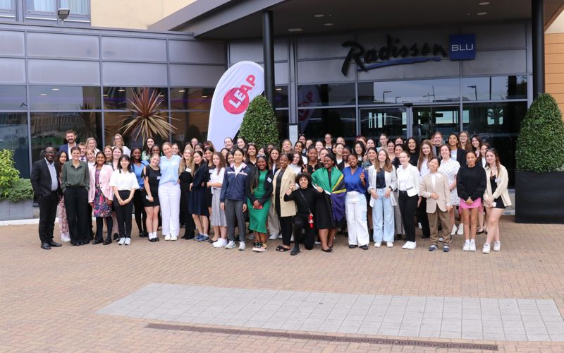 Oak empowers young female entrepreneurs